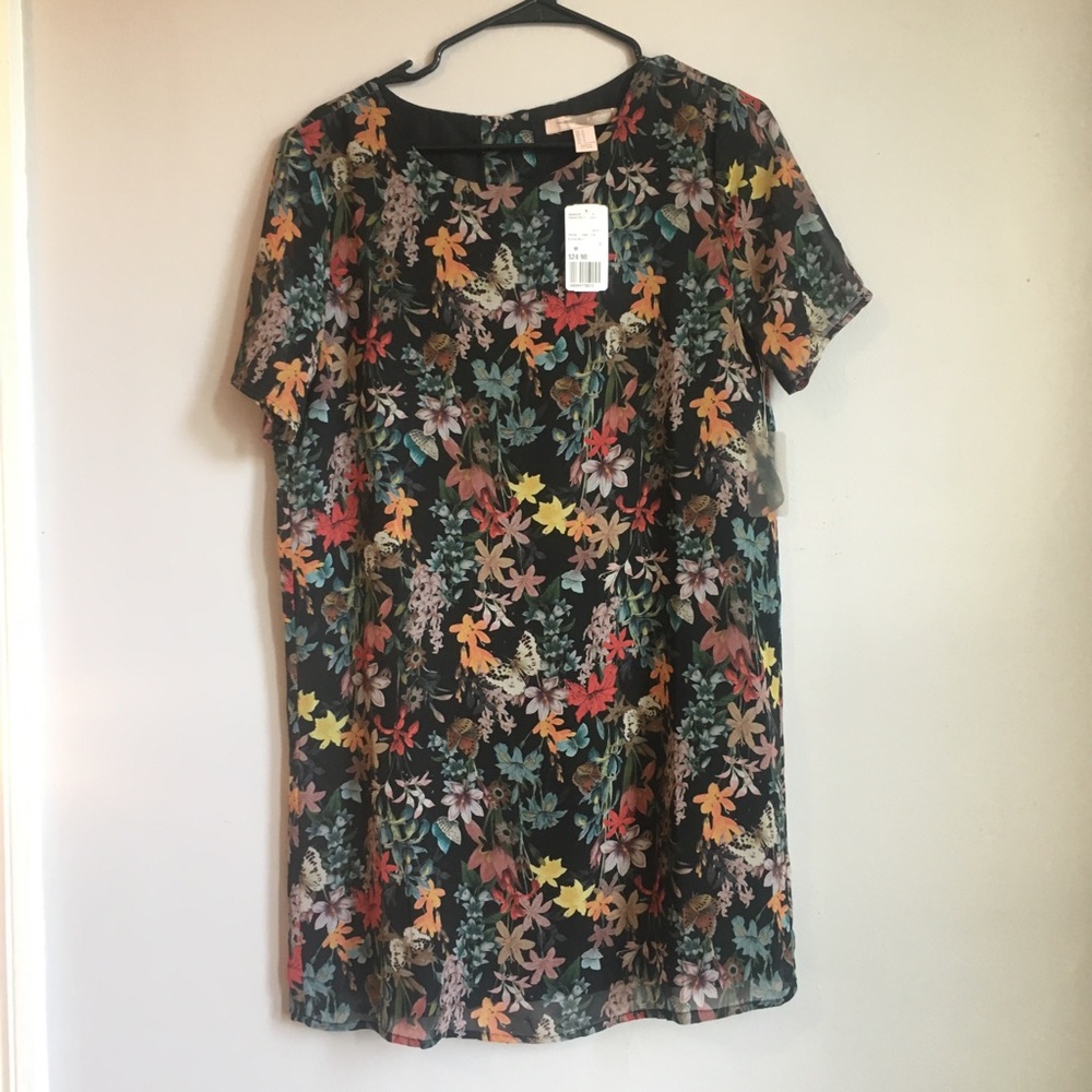 NWT Forever 21 Contemporary Floral Shift Dress